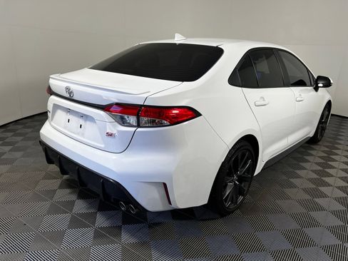 Certified 2024 Toyota Corolla SE FWD image 5