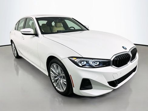Certified 2024 BMW 330i Sedan w/ Premium Package image 3