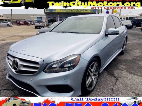 Used 2015 Mercedes-Benz E 400 Sedan w/ Driver Assistance Package image 1