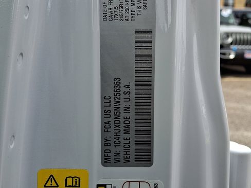 Used 2022 Jeep Wrangler Unlimited Sport image 26