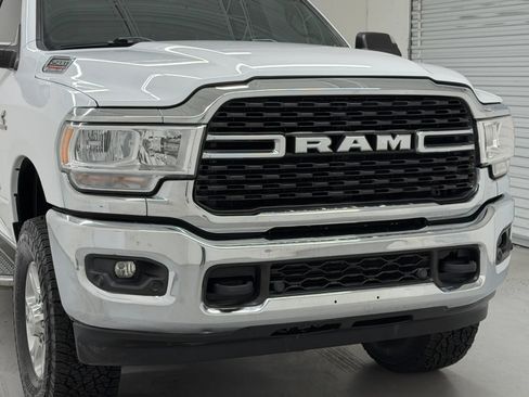 Used 2022 RAM 2500 Big Horn w/ Level A Equipment Group AWD/4WD image 93