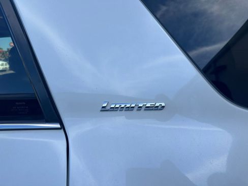 Used 2017 Toyota 4Runner Limited image 8