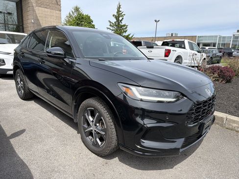 Used 2023 Honda HR-V EX-L image 2