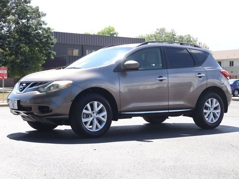Used 2013 Nissan Murano SV AWD/4WD image 11