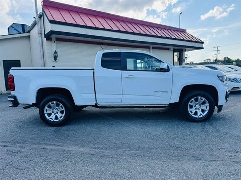 Used 2022 Chevrolet Colorado LT w/ Fleet Safety Package RWD image 5