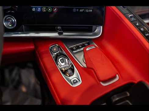 Used 2021 Chevrolet Corvette Stingray Premium Conv w/ Z51 Performance Package RWD image 43