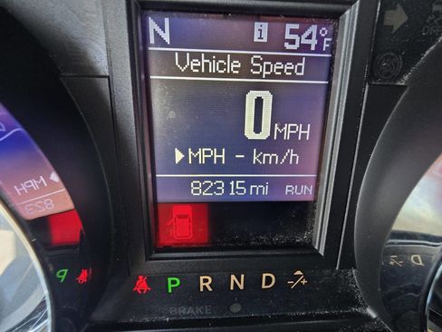 Used 2014 Chrysler Town & Country Touring-L w/ Driver Convenience Group image 17