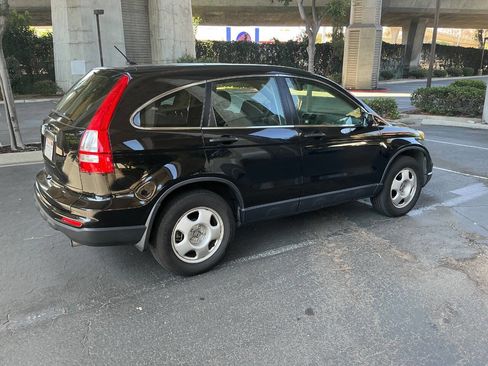 Used 2011 Honda CR-V LX image 7
