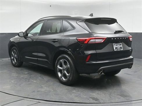 Used 2024 Ford Escape ST-Line w/ Equipment Group 301A image 6