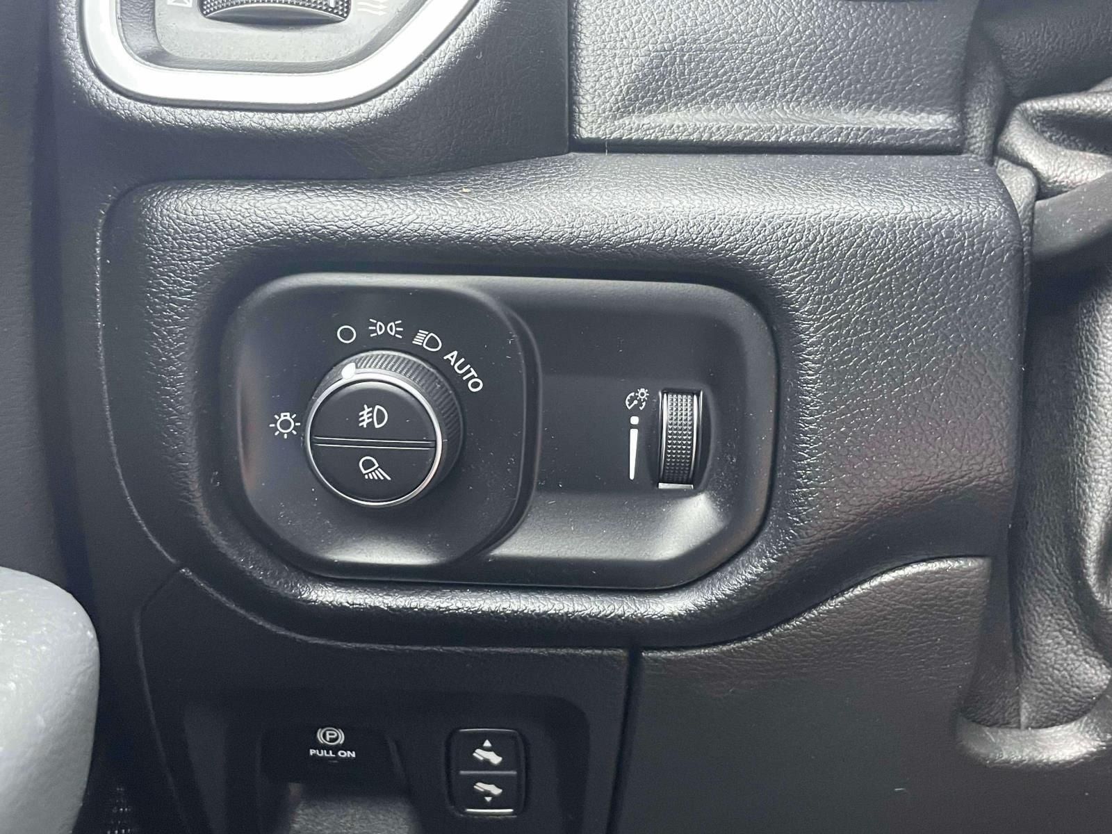 Used 2021 RAM 1500 Big Horn AWD/4WD image 22