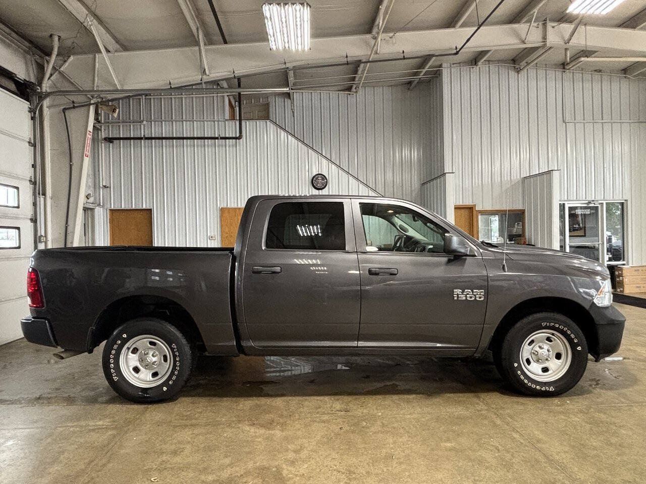 Used 2016 RAM 1500 Tradesman w/ Popular Equipment Group AWD/4WD image 2