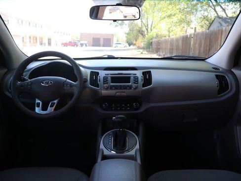 Used 2011 Kia Sportage LX w/ Convenience Pkg AWD/4WD image 16