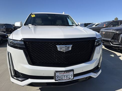 Used 2021 Cadillac Escalade Sport Platinum AWD/4WD image 1