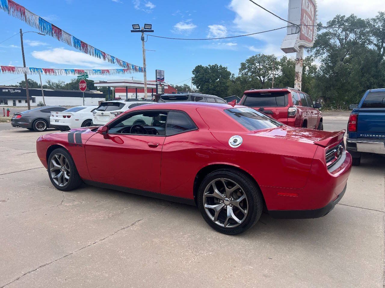 Used 2017 Dodge Challenger SXT Plus RWD image 8