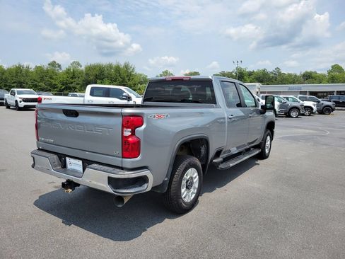 Used 2025 Chevrolet Silverado 2500 LT w/ Convenience Package AWD/4WD image 5