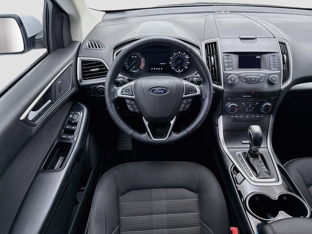 Used 2016 Ford Edge SEL FWD image 10