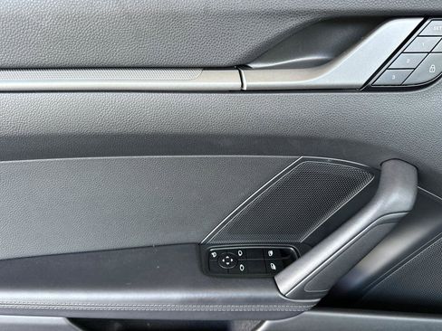 Used 2024 Porsche 911 Targa 4S w/ Premium Package image 10