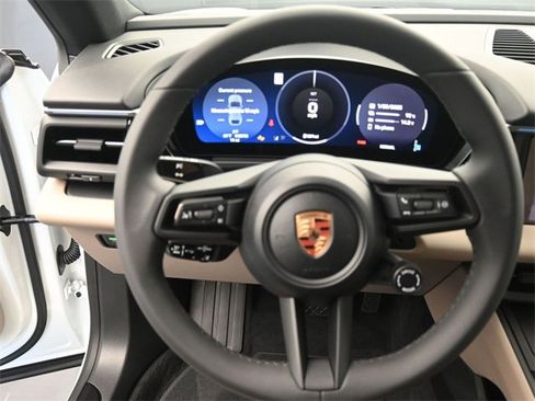 Used 2025 Porsche Macan Electric image 13