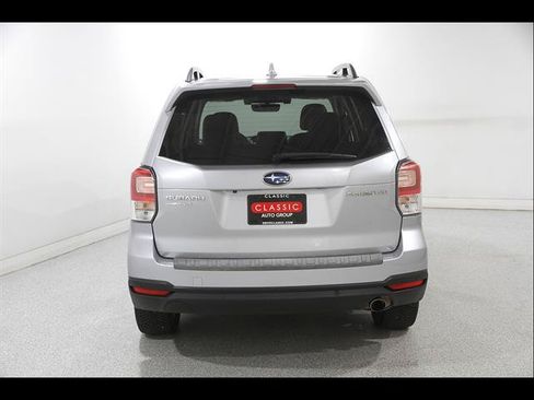 Used 2018 Subaru Forester 2.5i Touring w/ Popular Package #2 AWD/4WD image 20