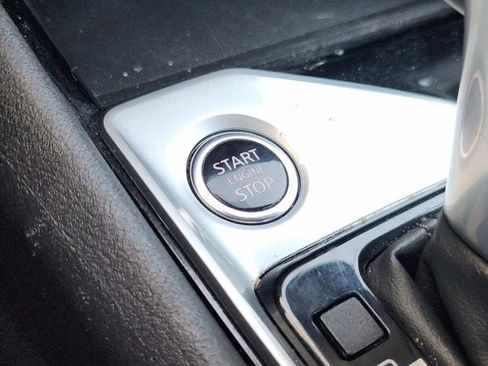 Used 2024 Nissan Altima 2.5 SV image 18