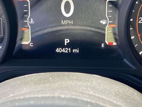 Used 2024 Jeep Wrangler Unlimited Rubicon AWD/4WD image 21