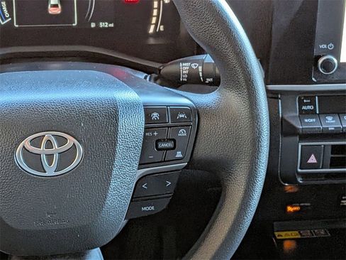 Used 2025 Toyota Camry LE image 23