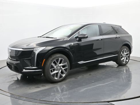 New 2026 Cadillac Optiq Luxury 2 AWD/4WD image 1