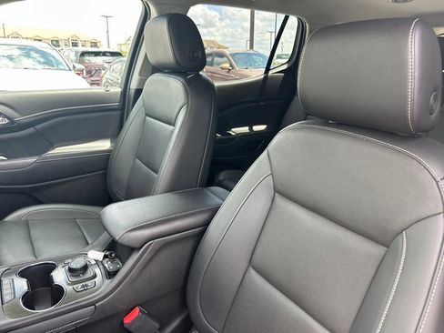 Used 2023 GMC Acadia SLT w/ Elevation Edition FWD image 20