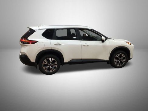 Used 2023 Nissan Rogue SV w/ SV Premium B Package AWD/4WD image 2