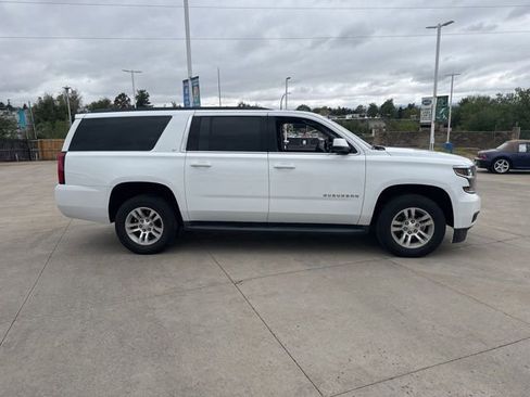 Used 2018 Chevrolet Suburban LT w/ Max Trailering Package AWD/4WD image 4
