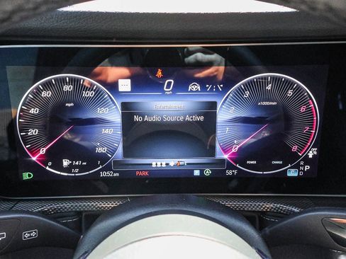 Used 2025 Mercedes-Benz G 550 image 39