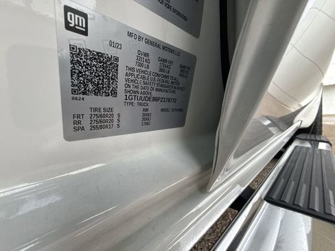 Certified 2023 GMC Sierra 1500 SLT w/ SLT Convenience Package image 34