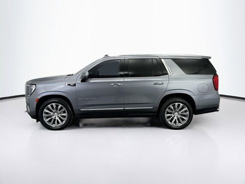 Used 2022 GMC Yukon Denali w/ Denali Premium Package image 8