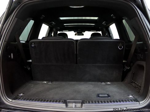 Used 2017 Mercedes-Benz GLS 550 4MATIC w/ Driver Assistance Package image 33