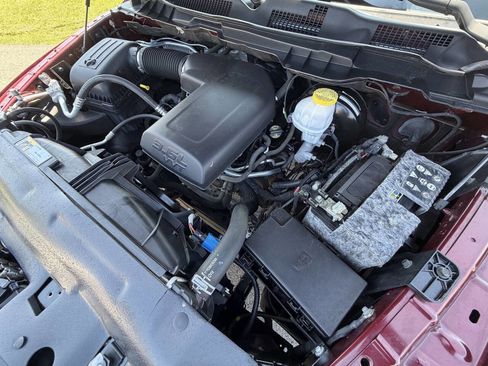 Used 2019 RAM 1500 Express image 9