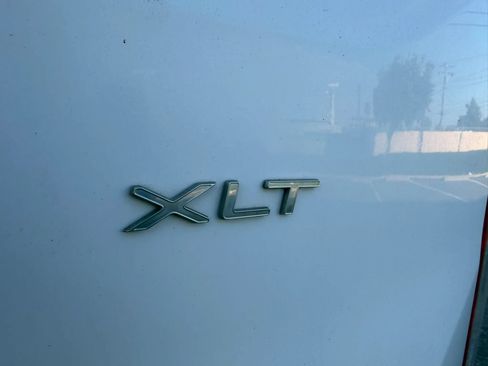 Used 2018 Ford Transit 350 XLT RWD image 28