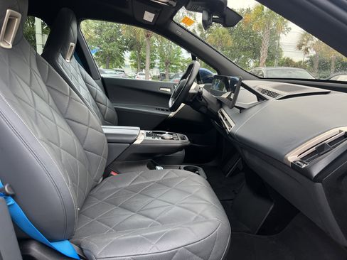 Certified 2024 BMW iX xDrive50 w/ Premium Package AWD/4WD image 33