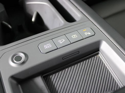 Used 2024 Kia EV9 Light RWD image 33