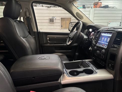 Used 2018 RAM 3500 Laramie w/ Sport Appearance Group image 28