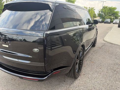 Used 2023 Land Rover Range Rover SE AWD/4WD image 6