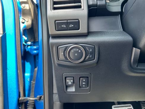 Used 2019 Ford F150 Raptor w/ Equipment Group 802A Luxury AWD/4WD image 9