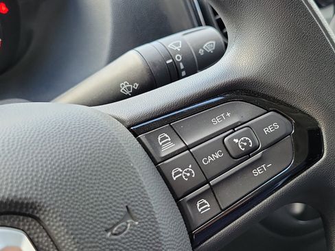 Used 2025 RAM ProMaster 2500 w/ Convenience Group image 12