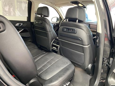 Used 2021 BMW X7 xDrive40i AWD/4WD image 12