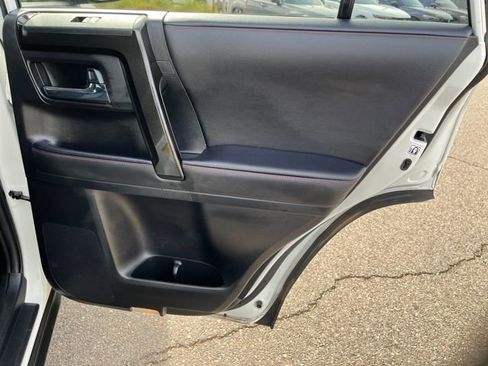 Used 2022 Toyota 4Runner TRD Off-Road image 14