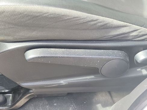 Certified 2018 Nissan NV200 S image 26