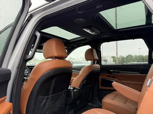 Used 2023 Kia Telluride SX X-Pro AWD/4WD image 16