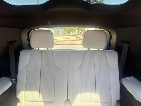 Used 2026 Cadillac Vistiq Sport AWD/4WD image 13