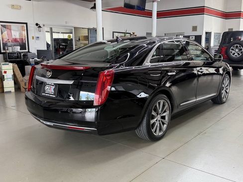 Used 2014 Cadillac XTS FWD image 2