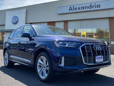 Used 2023 Audi Q7 2.0T Premium w/ Convenience Package AWD/4WD image 1