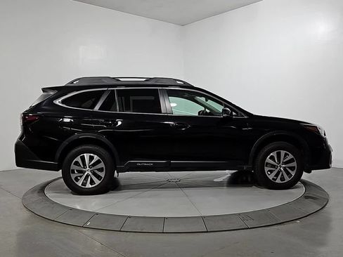 Used 2021 Subaru Outback Premium AWD/4WD image 7